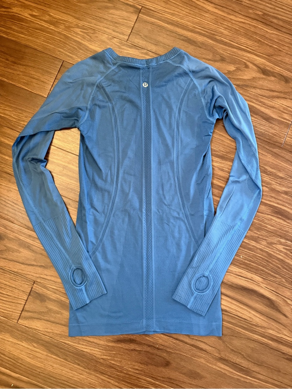 Lululemon Swiftly Tech Long Sleeve Shirt - Blue - Size 4 - Thumbholes - Picture 3 of 4